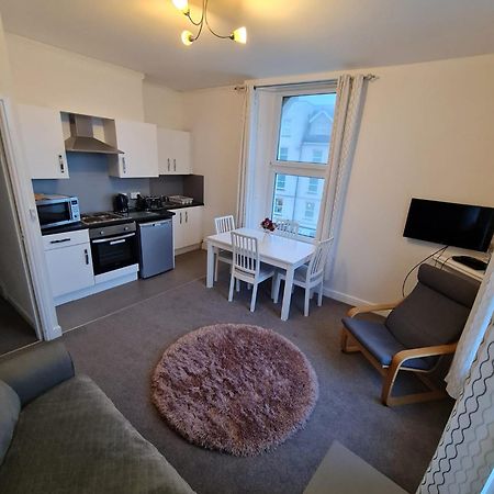 Farina No6, Sea View Apartment Sleeping 4 Guests Bridlington Exterior foto